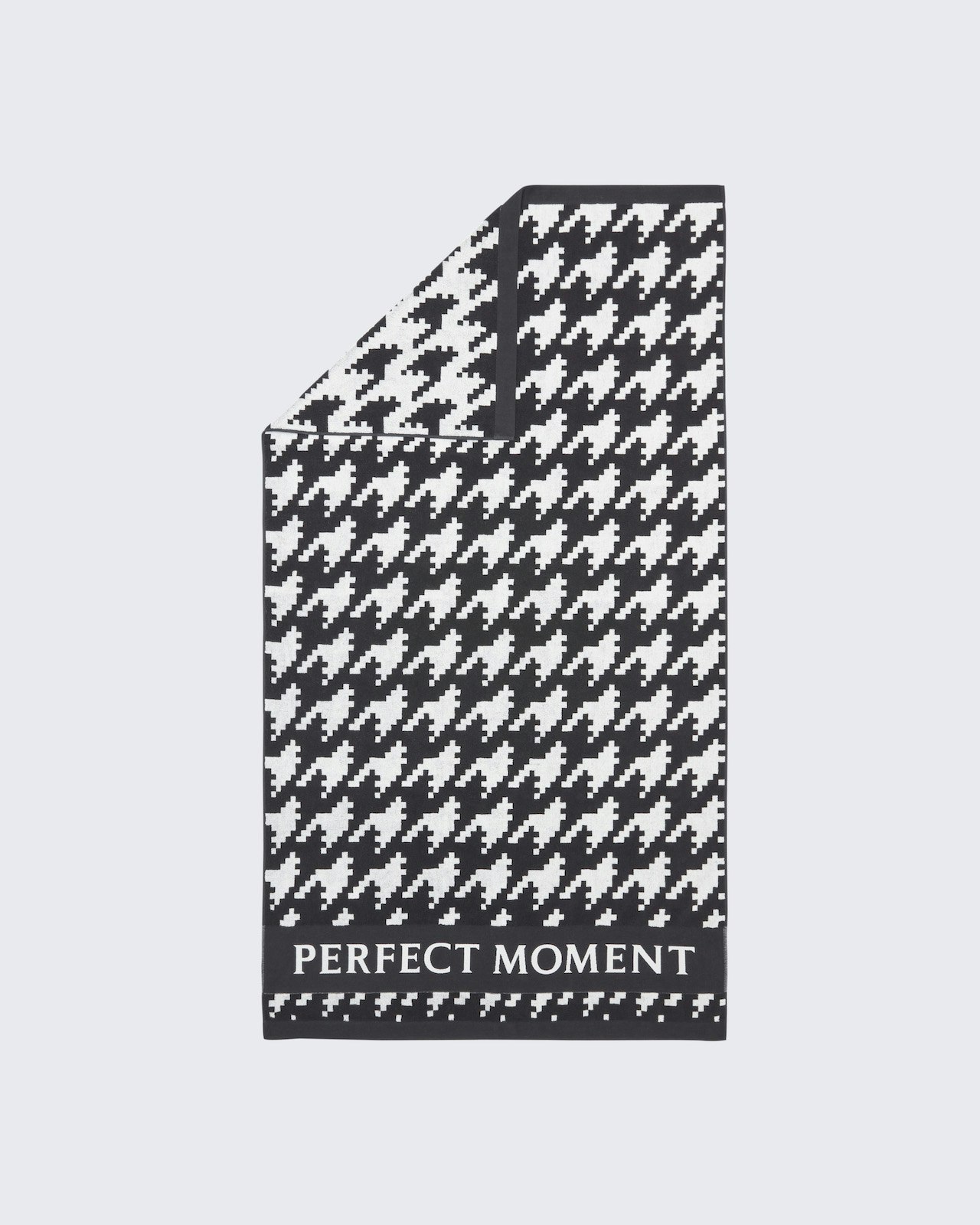 Houndstooth Beach Towel 2